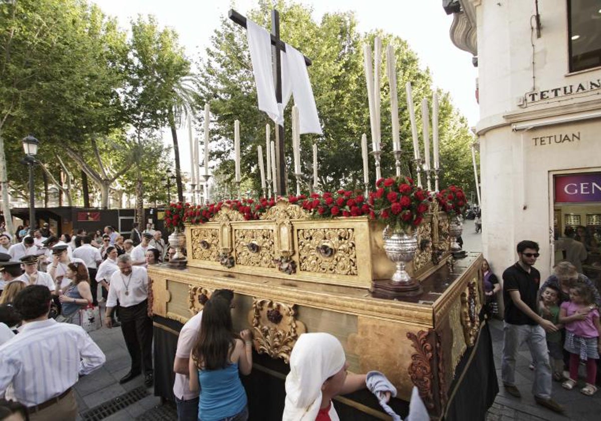 Una cruz de mayo en Sevilla