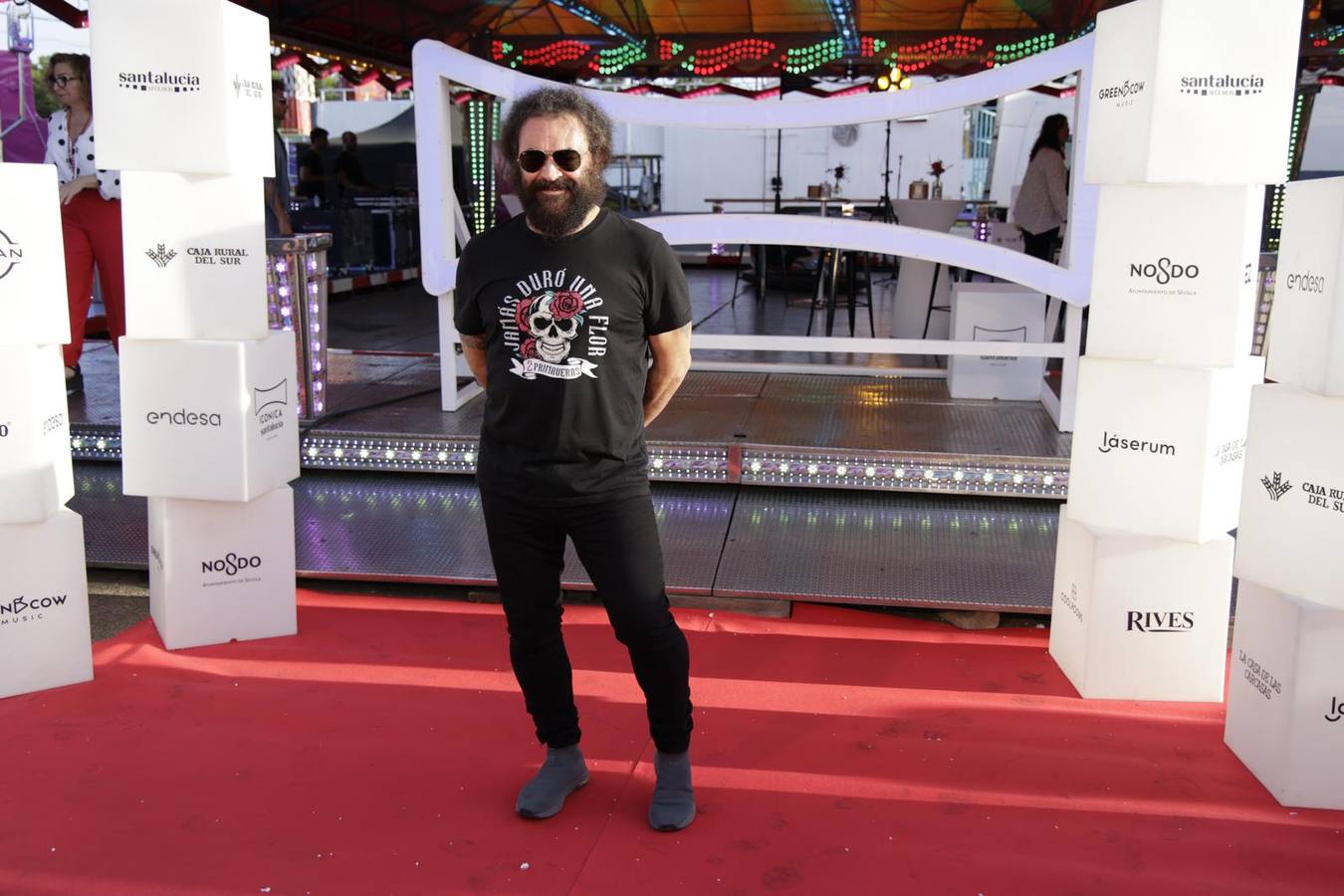 Numerosos artistas acudieron a la presentación del Icónica Santalucía Sevilla Fest 