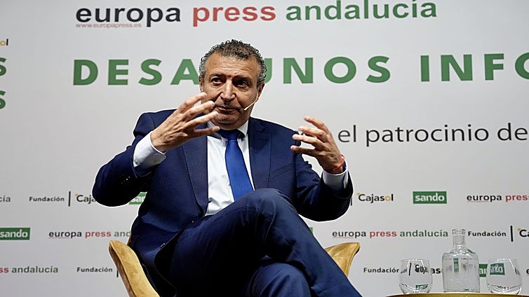 Fernández culpa a la Junta de Andalucía de castigar económicamente a Sevilla: «Se invierte muchísimo más en Málaga»