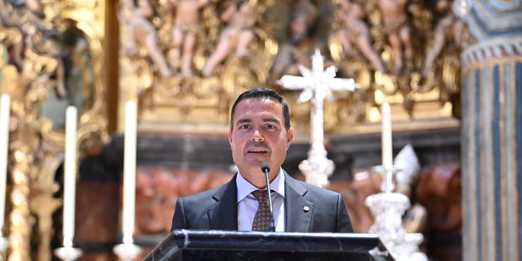 Fernando Vaz alaba a las Glorias a través de todas las advocaciones marianas de Sevilla