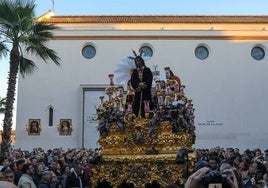 Los Gitanos desmiente haber impedido acceder a los músicos de Virgen de los Reyes a su santuario el Lunes Santo
