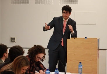 Un participante del Toreno de Debate de la pasada edición