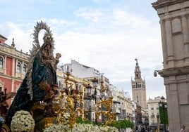 San José Obrero y la Virgen de la Salud llenan Sevilla de fe en la víspera de la Feria
