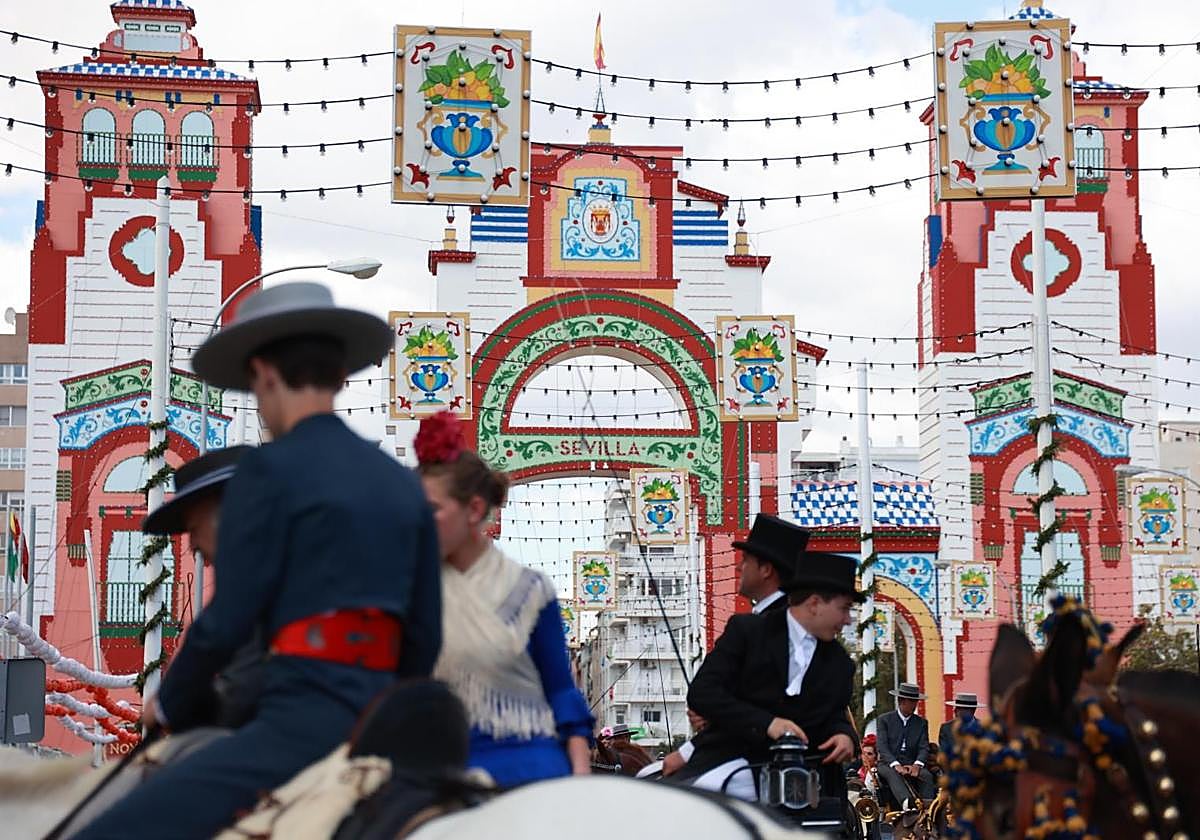 Ambiente cálido en la Feria de Sevilla