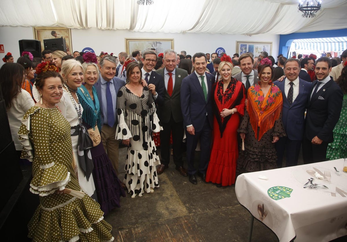 Juanma Moreno, José Luis Sanz y otros dirigentes populares