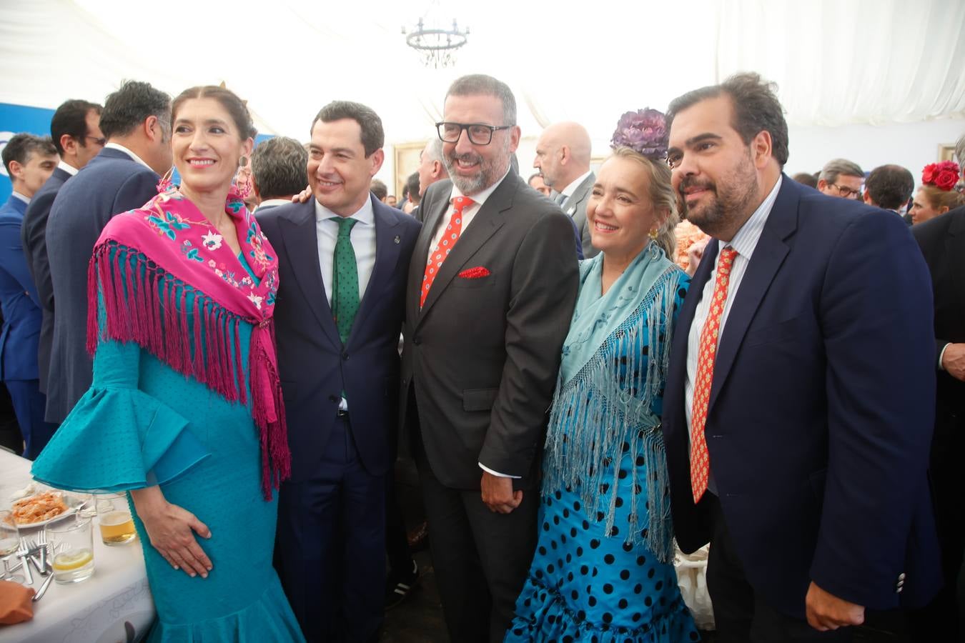  Silvia Heredia, Juanma Moreno, Rafa Ruiz, Macarena O,Neill, Iván Pestaña, en la recepción del Partido Popular