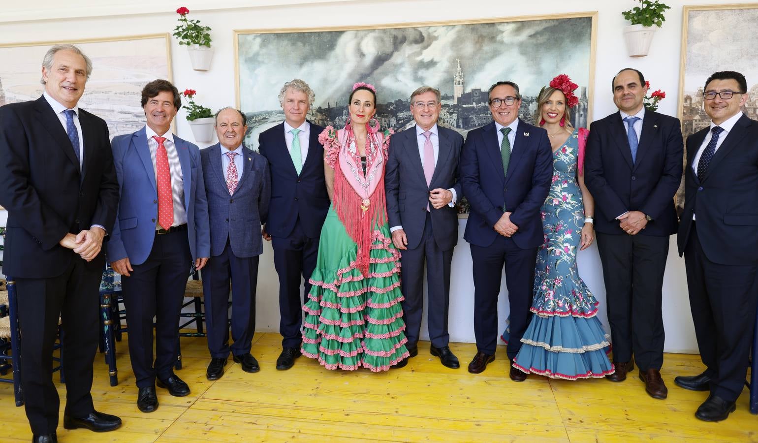 Francisco Rodríguez, Miguel Rus, Francisco García, Ángel Pulido, Ruth Majo, Rafael Carmona, Rubén Ibáñez, Raquel Sanz, Javier García y Manuel José García, en la recepción del Puerto de Sevilla