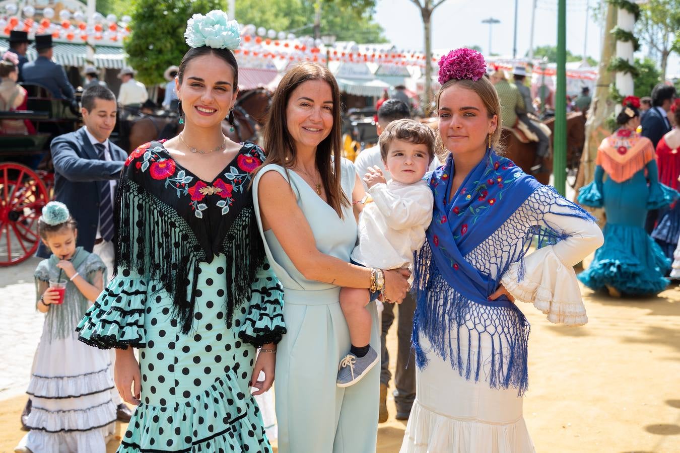 Alejandra Delgado Contreras, Alejandra Contreras, Izan Rouco Contreras y Carmen Mesa Contreras