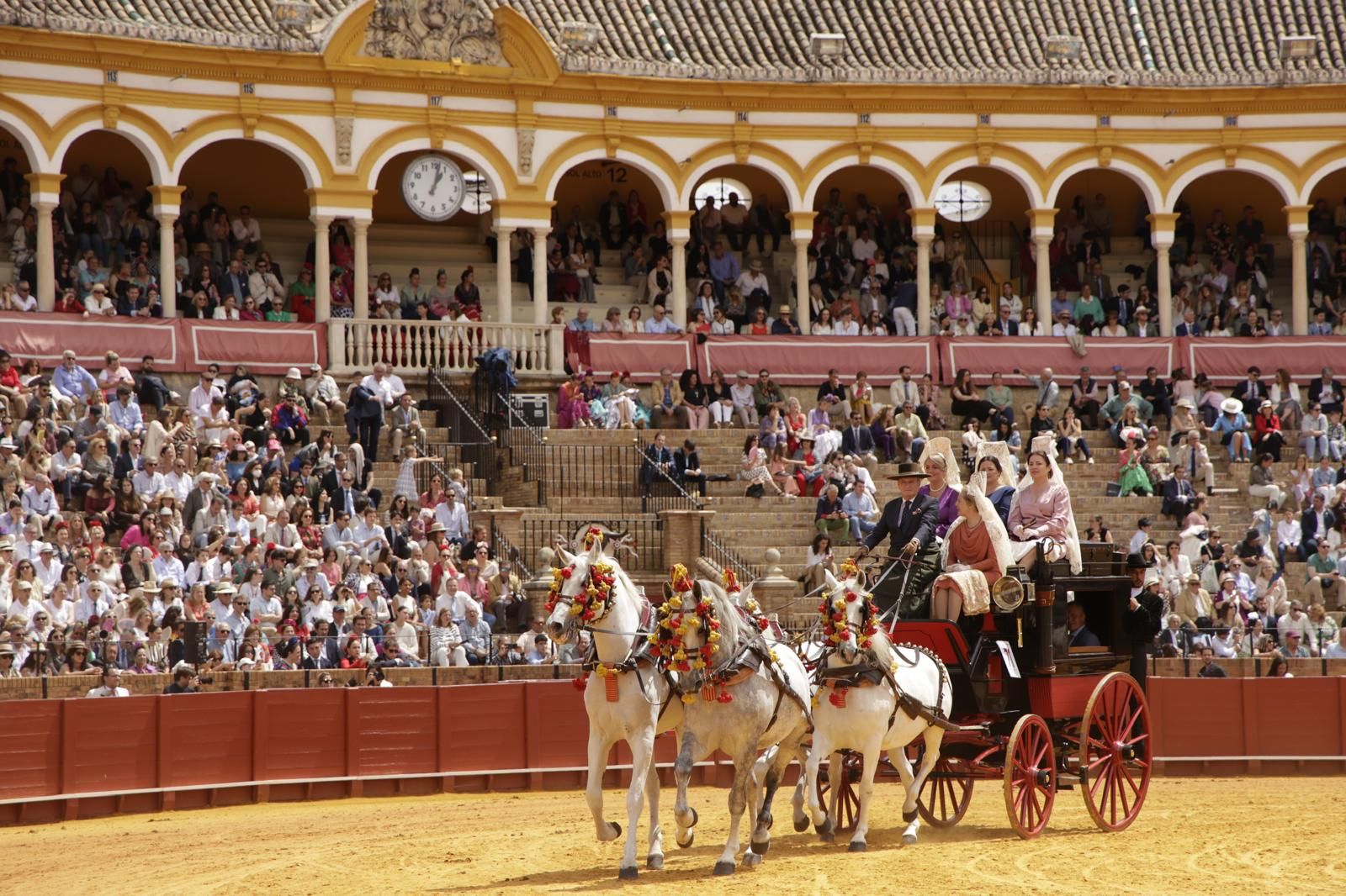 En imágenes, la Exhibición de Enganches en la Maestranza, un museo al aire libre