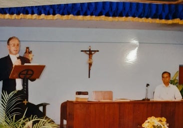 El nuevo Papa León XIV fue el 'segundo' del sevillano Eduardo Martín Clemens en el seminario de Trujillo, Perú