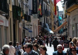 La calle Sierpes 'renace' tras el Covid por la falta de locales en Tetuán