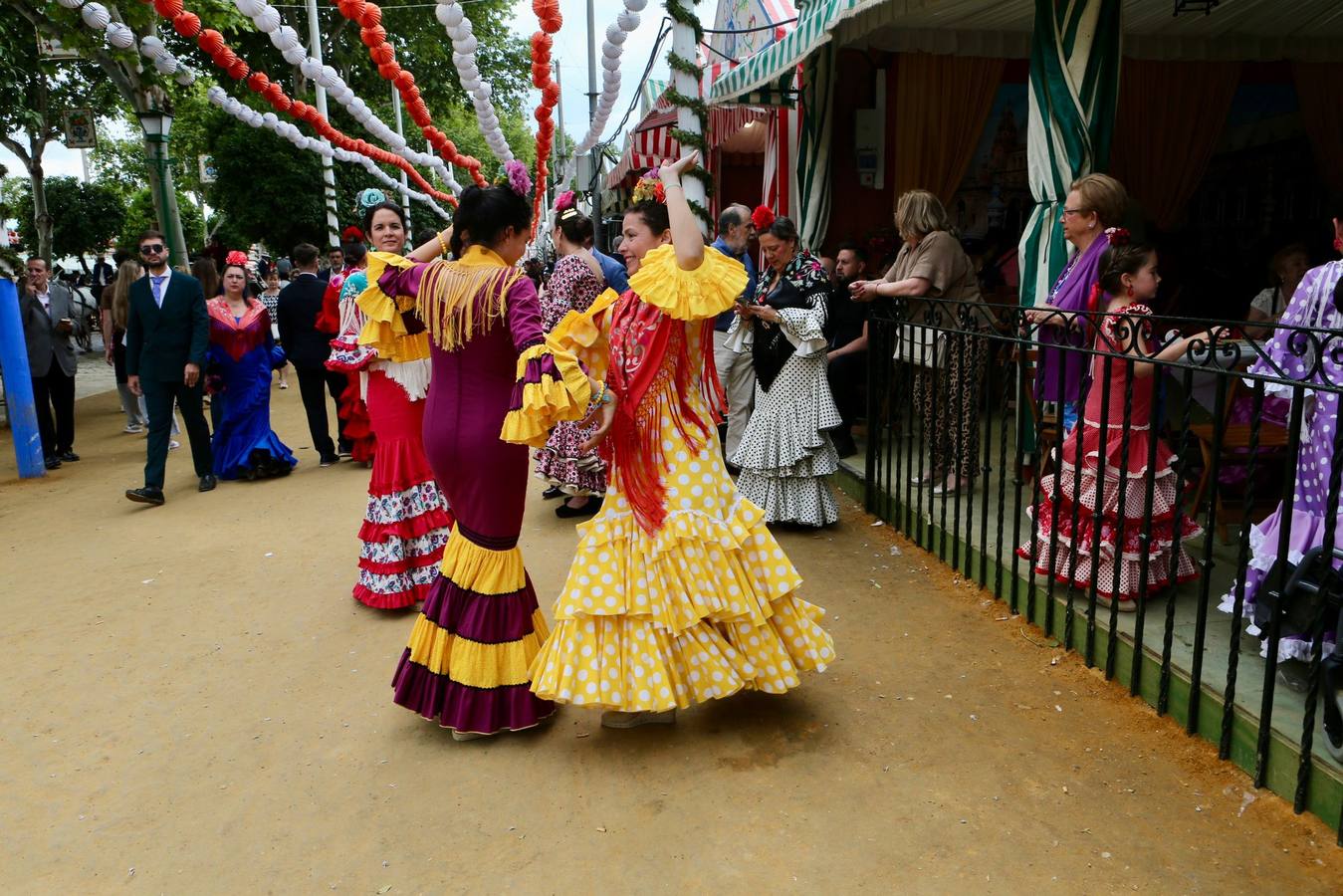 Ambiente festivo en el real, este sábado de Feria