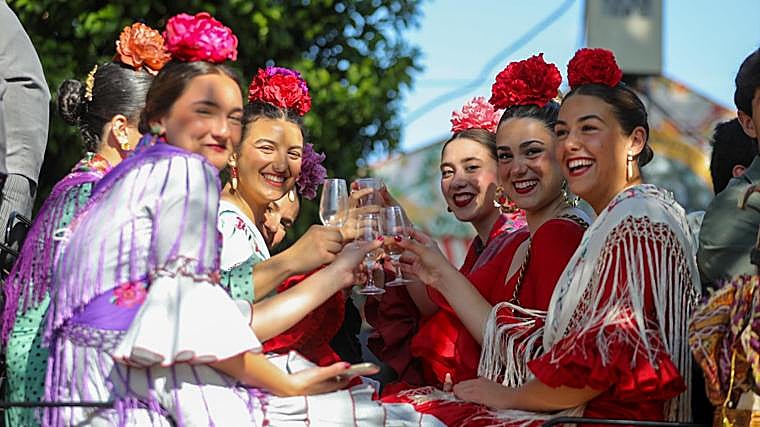 El léxico de la Feria de Abril de Sevilla: sí al rebujito, no a los faralaes