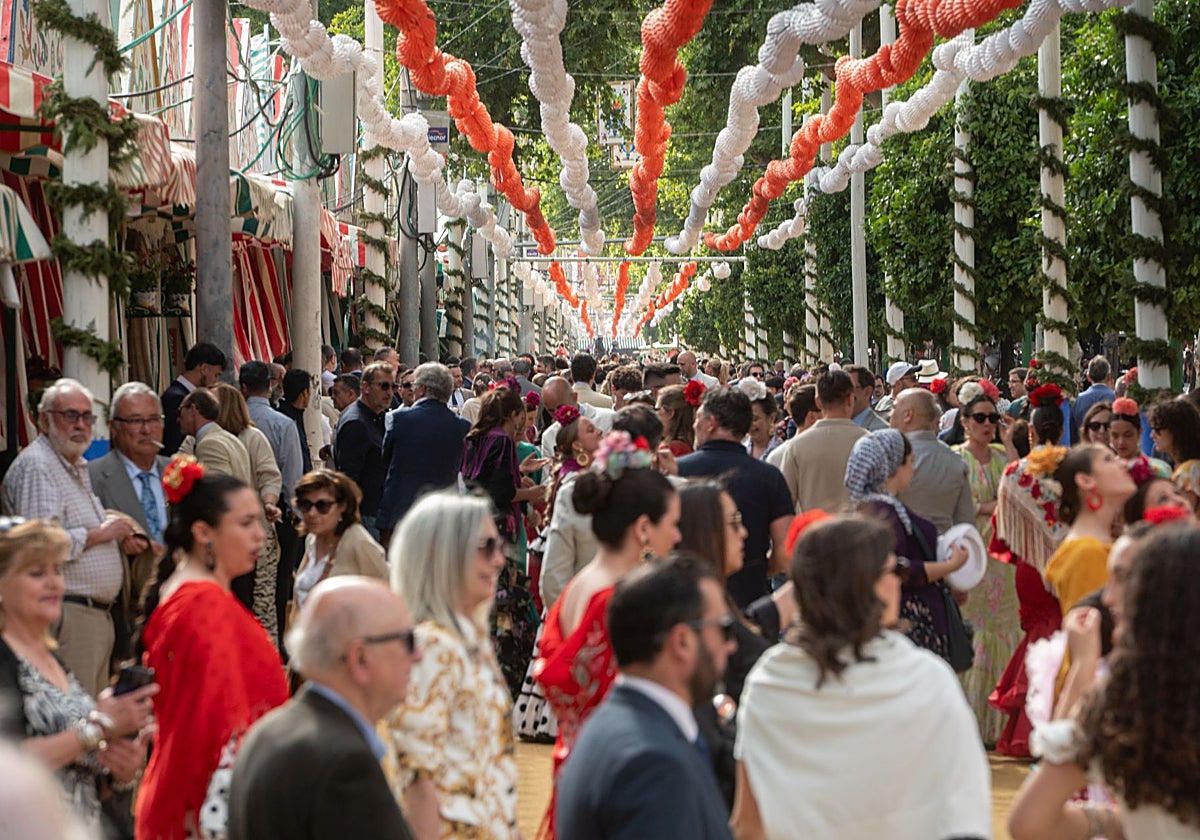 Ambiente el sábado de Feria en Sevilla