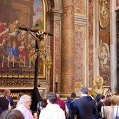 El porqué del cambio de ubicación del Cachorro y la Esperanza de Málaga dentro de la basílica de San Pedro