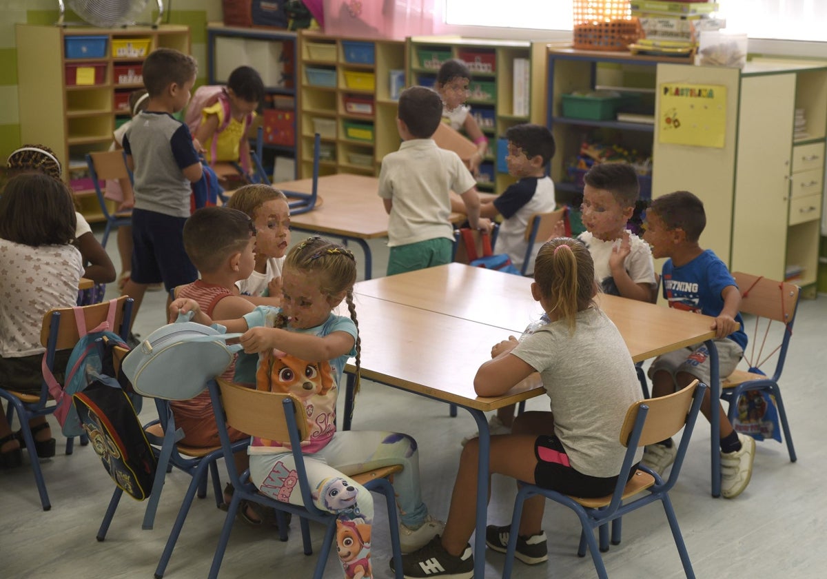Niños en un centro de educación infantil