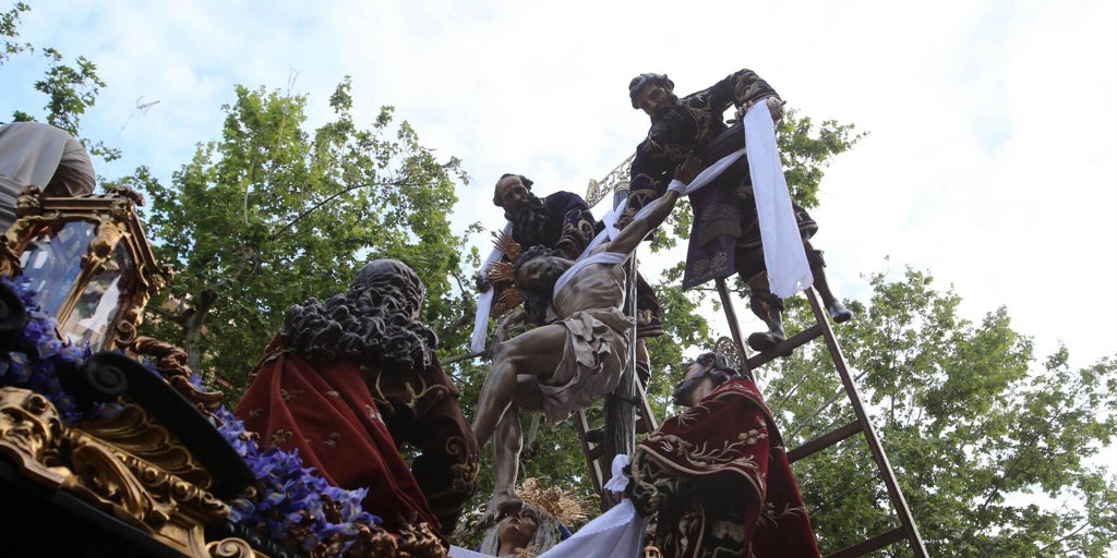 La semana santa y la feria de sevilla, entre el top 5 de fiestas más populares de españa