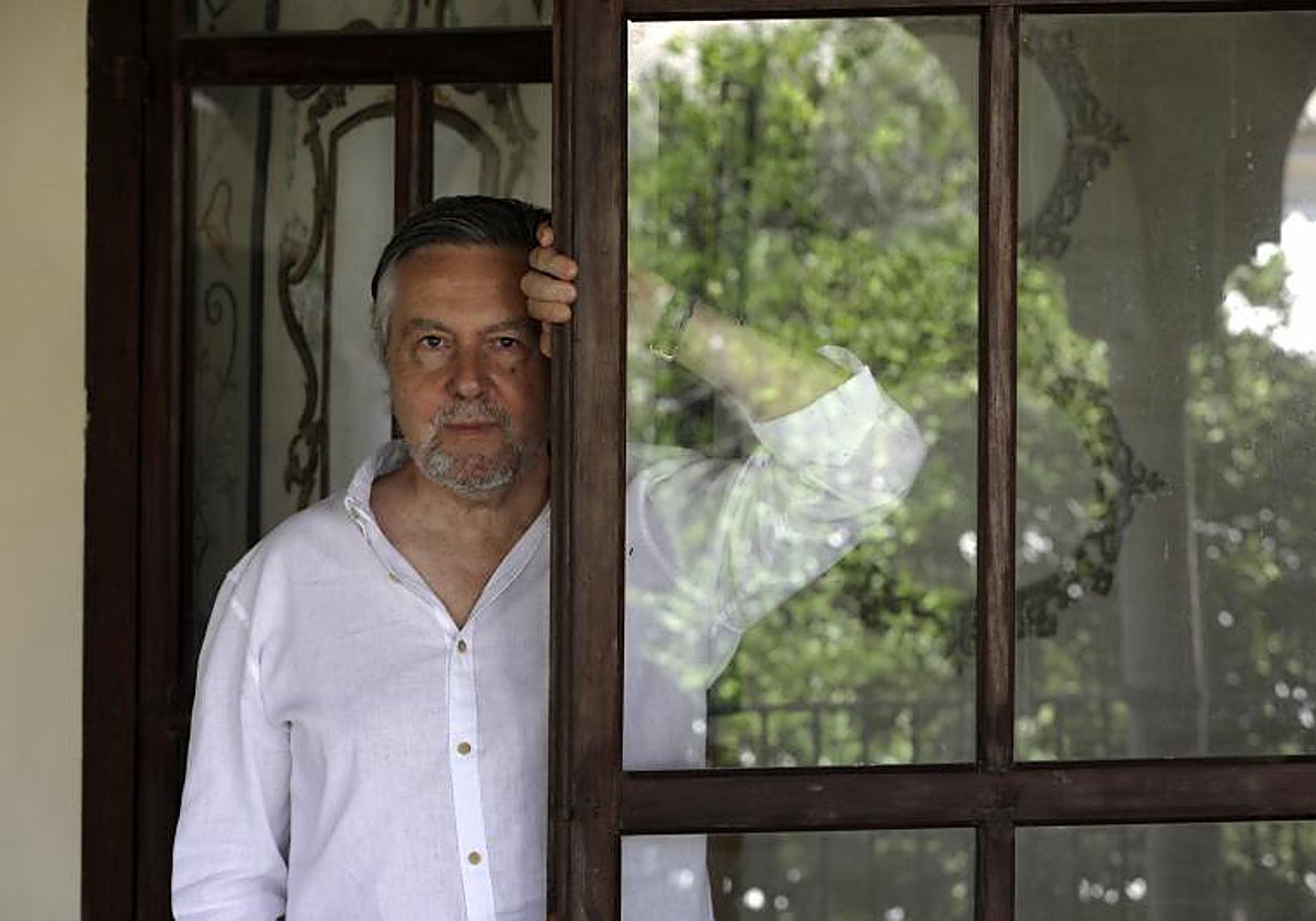 Felipe Benítez Reyes participa en Verso Libre