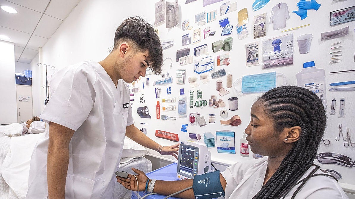 Ilerna Sevilla: formación inmersiva y prácticas en empresa, claves de la empleabilidad de los alumnos