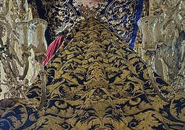 La Amargura lucirá su antiguo manto azul de salida en el besamanos extraordinario del domingo