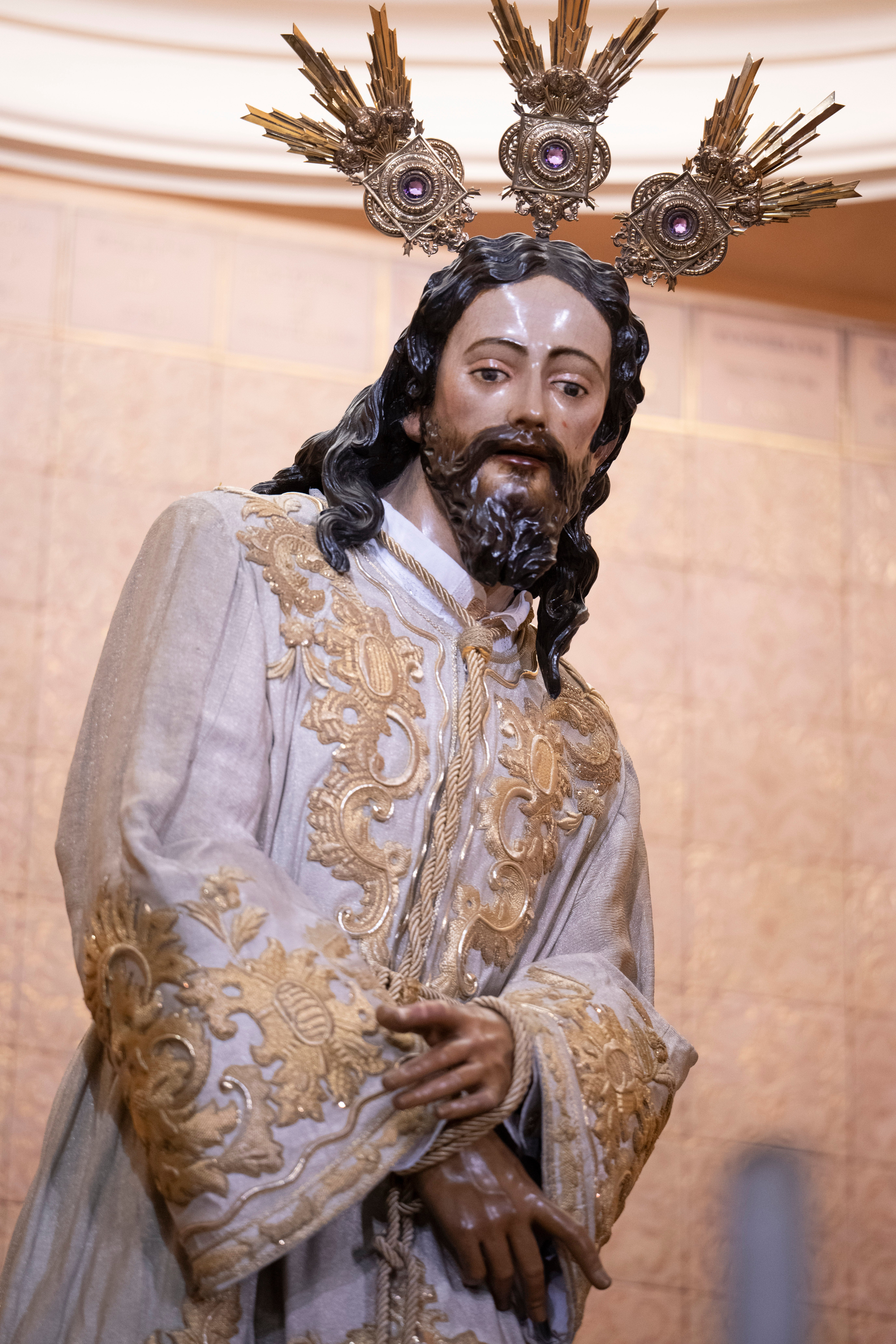 Las imágenes del Señor del Silencio presidiendo San Juan de la Palma
