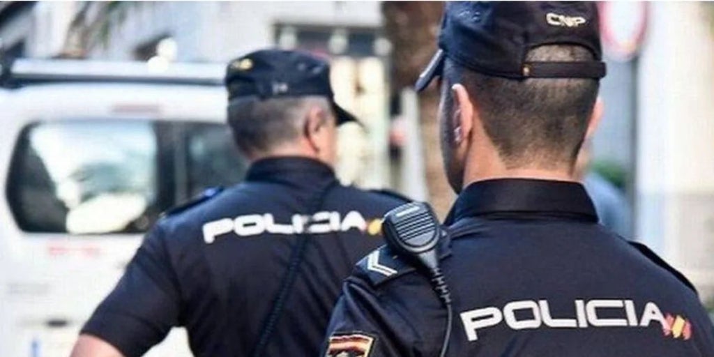 Investigan la muerte de un matrimonio en su casa en el barrio sevillano de rochelambert