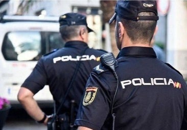 Investigan la muerte de un matrimonio en su casa en el barrio sevillano de Rochelambert