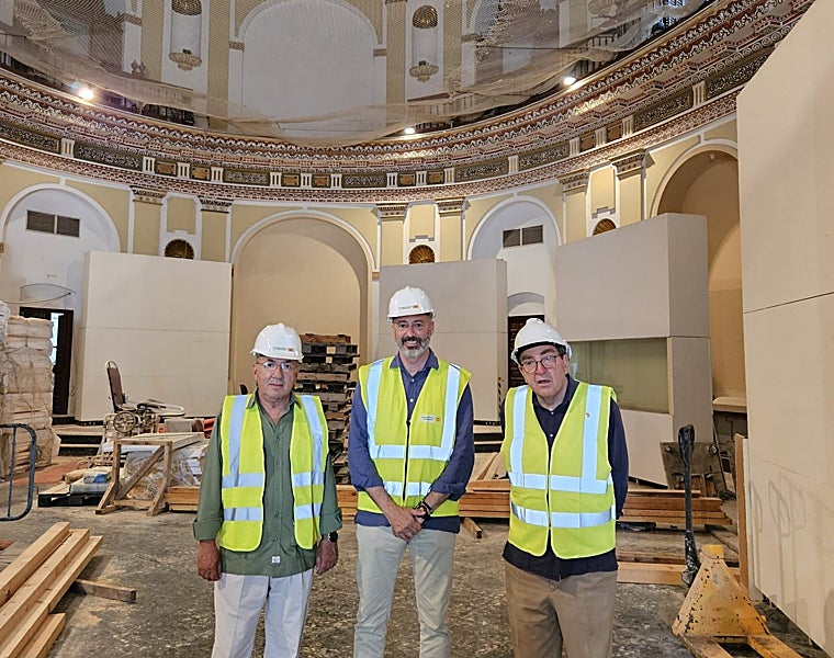 El presidente de Adepa visita San Hermenegildo junto al gerente de Urbanismo