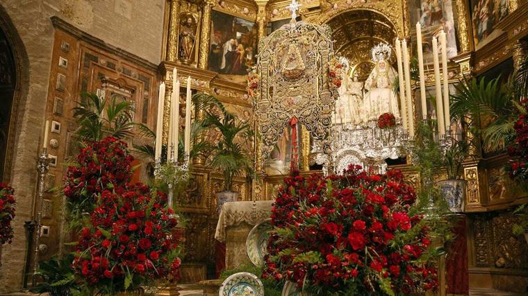 Altar de cultos del Rocío de Triana en Santa Ana