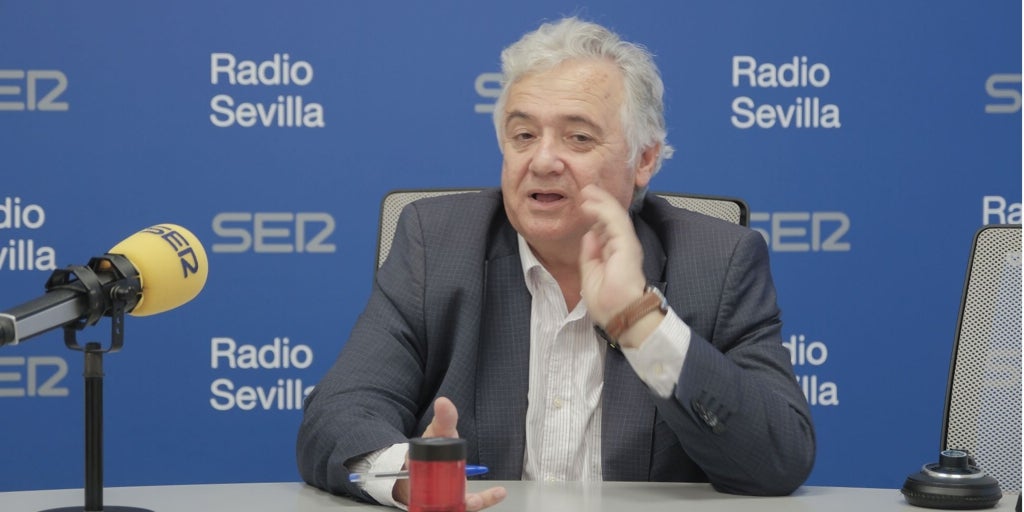 Antonio Yélamo: «Que un periodista de la SER escriba en ABC se debería ver como algo normal»