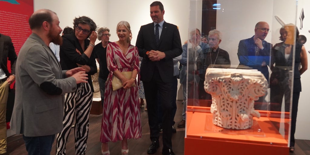 Una veintena de piezas de Medina Azahara unen a Galicia y Andalucía en una exposición sobre los vikingos