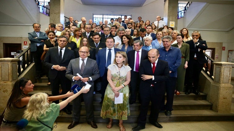 Jueces y fiscales de Sevilla advierten de que el Gobierno busca «un Poder Judicial más maleable a las presiones políticas»