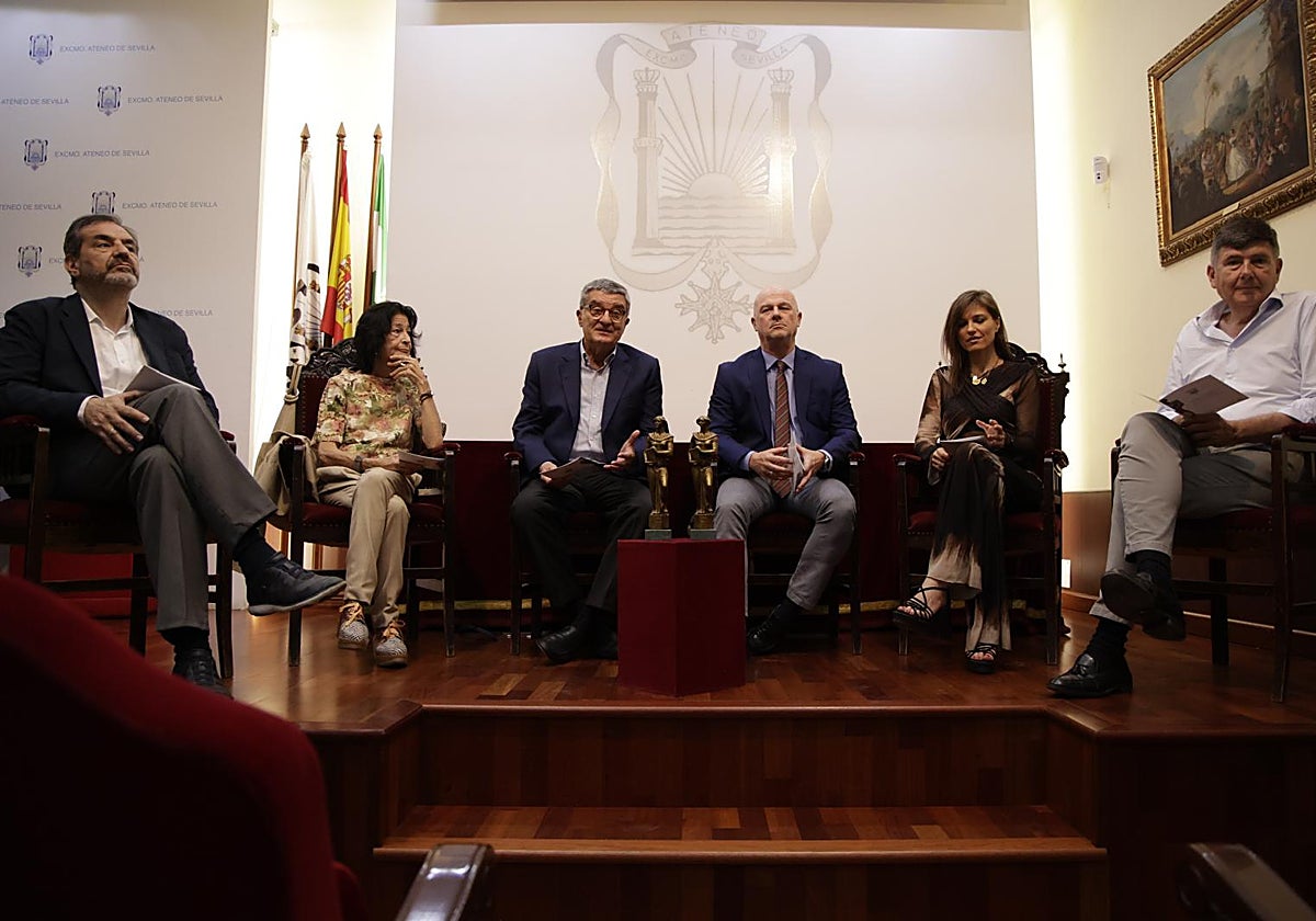Un momento de la presentación de los Premios Ateneo de Novela 2025