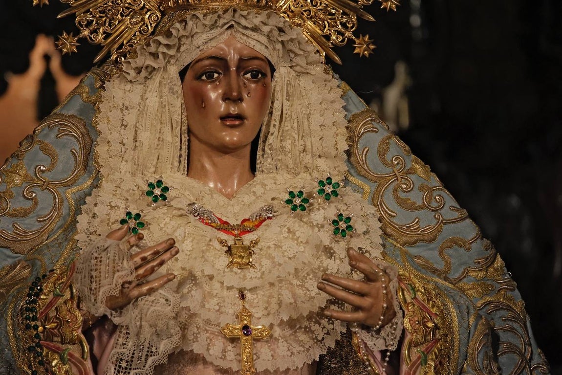 Visita de devotos a la Macarena este domingo