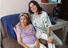Ángel, padre de la azafata sevillana con ELA: «A mi hija no le dieron la pensión y luego le quitaron la no contributiva»