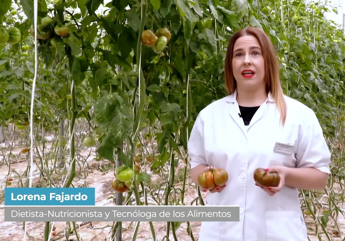 La nutricionista Lorena Fajardo durante su intervención en el programa 'Salud al día'