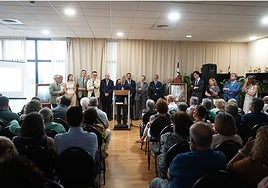 Manuel Román presenta su candidatura a hermano mayor de Santa Genoveva