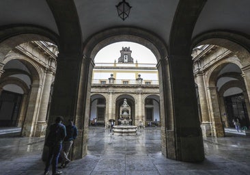 Un profesor de la Universidad de Sevilla corrige una idea de Einstein y resuelve un problema de 120 años
