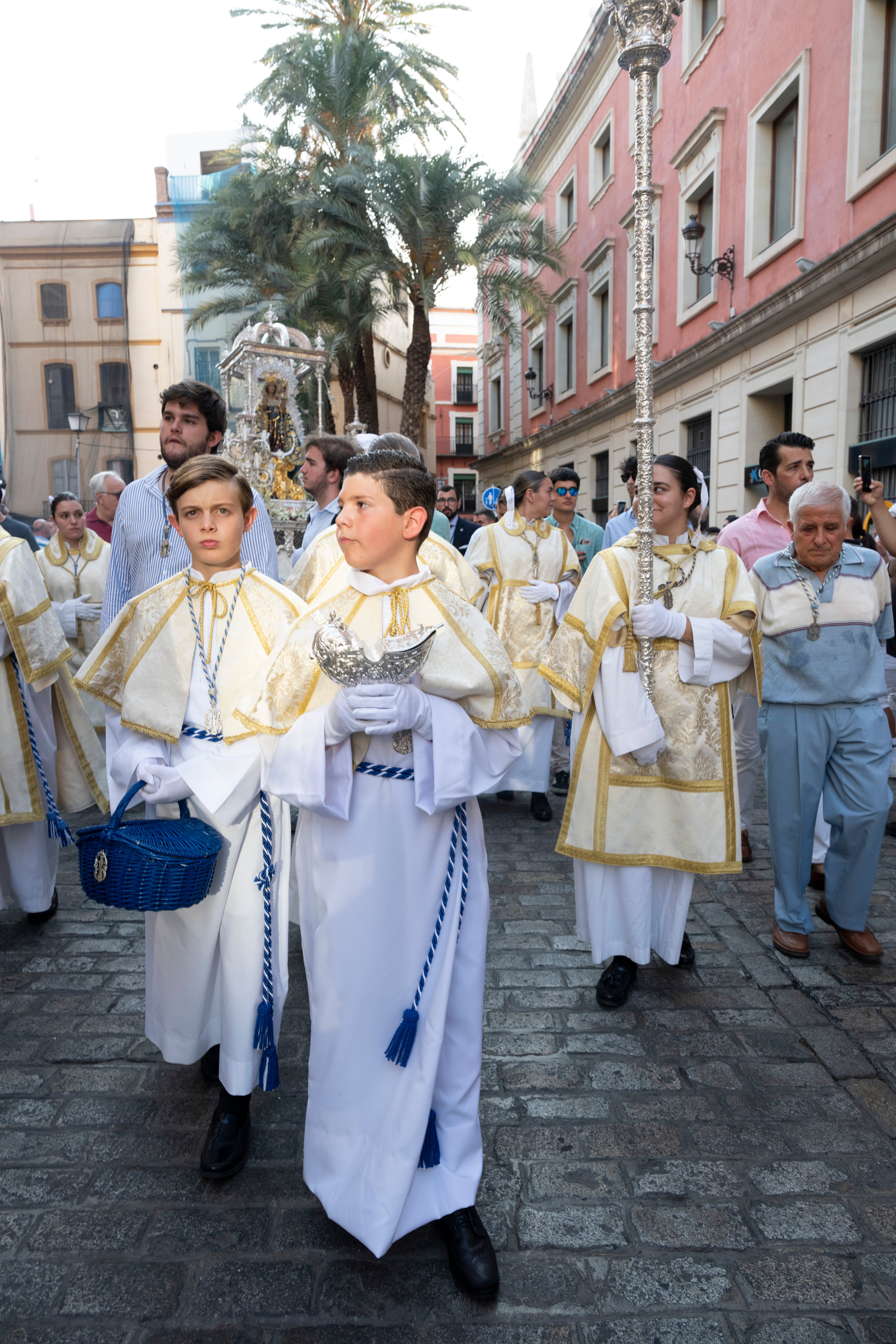 El regreso de la Hiniesta Gloria y el Señor de la Cena, en imágenes