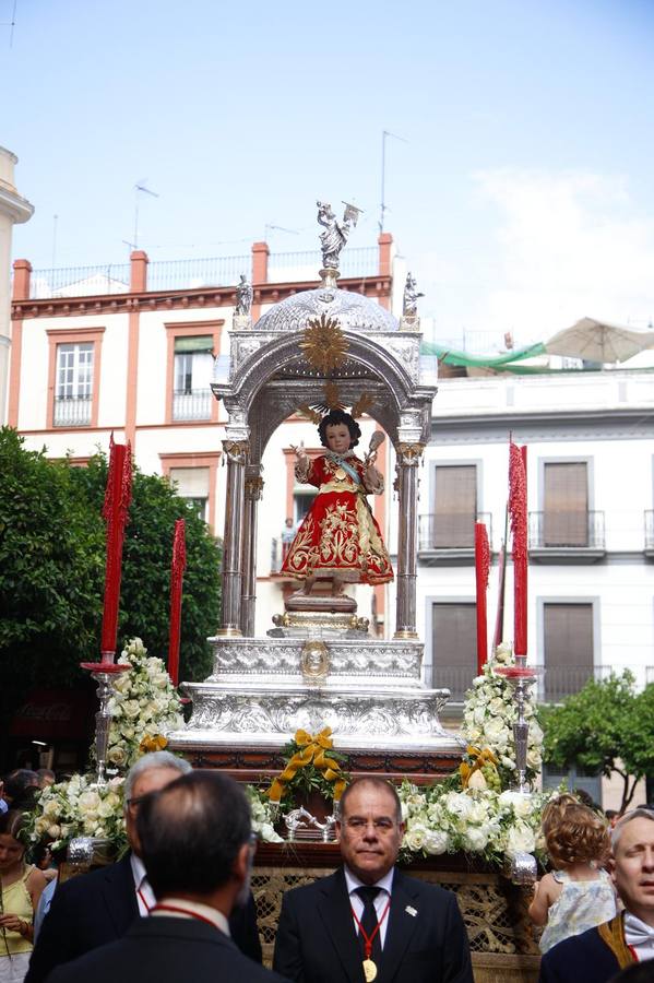 Procesión del Corpus en los alrededores de la Catedral