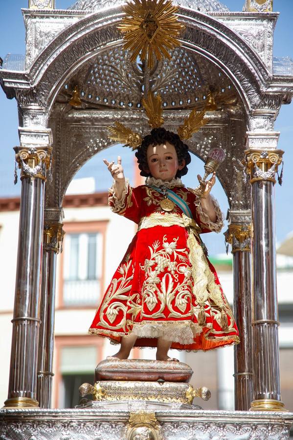 Procesión del Corpus en los alrededores de la Catedral