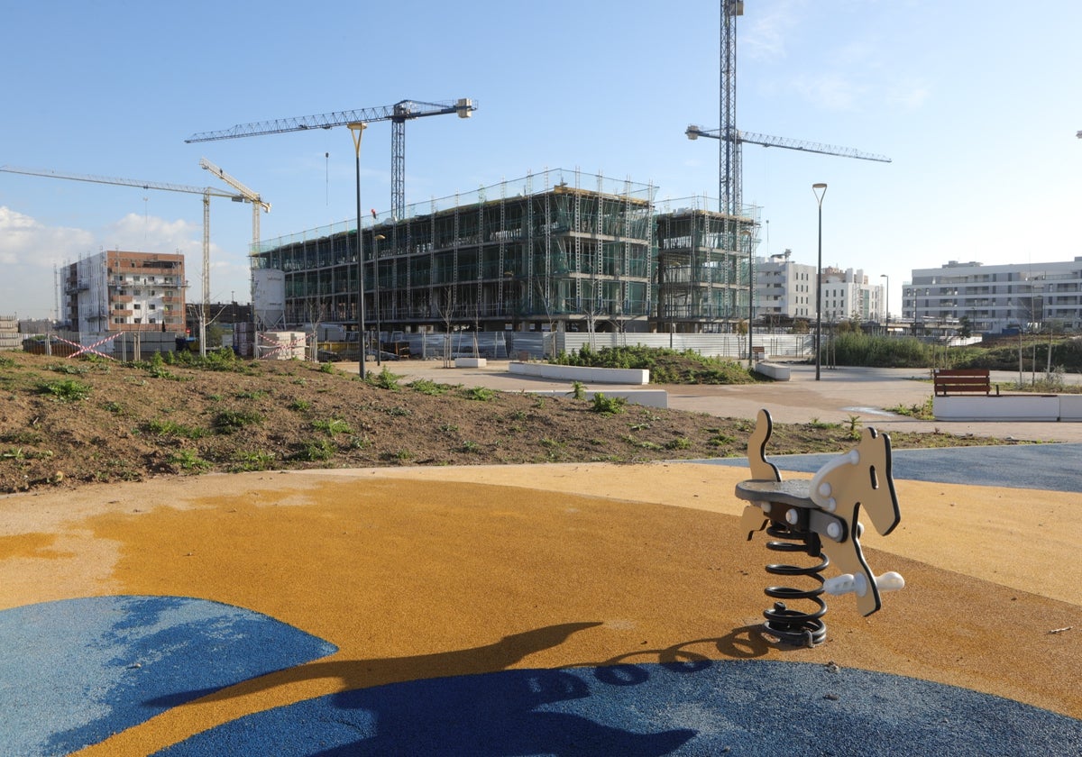 Promociones del nuevo barrio de Palmas Altas que se están construyendo