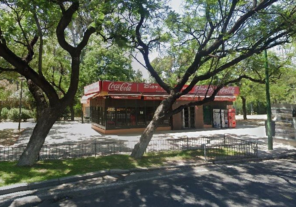 El bar de los Hermanos Gómez en los Jardines de Murillo lleva más de un año cerrado
