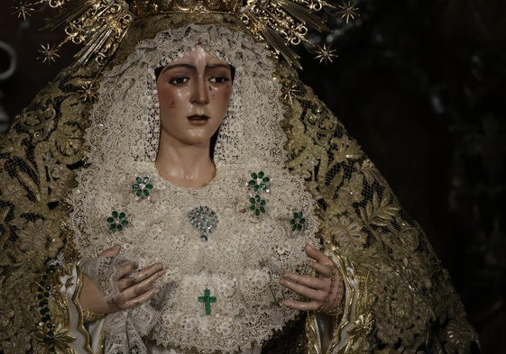 La Macarena, tras su segunda reposición al culto este sábado