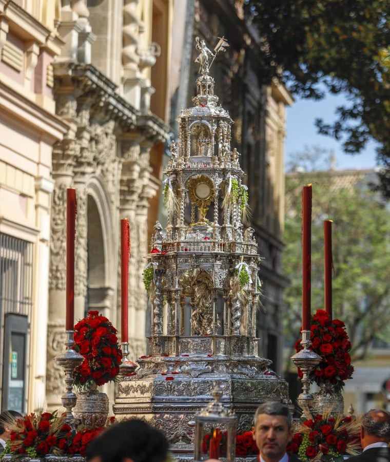 La custodia de la parroquia de la Magdalena en la plaza del Museo