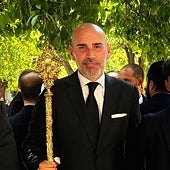 Imagen - «Para el paso de la Soledad de San Buenaventura hemos recuperado las guirnaldas de los respiraderos, que estaban en un cajón, diseñadas por García Armenta y rematadas por Guzmán Bejarano»