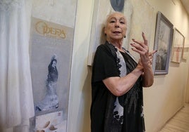 Cristina Hoyos:  «Mi padre me decía: 'Tinita, a ver cómo mueves los brazos', y nunca he dejado de moverlos»