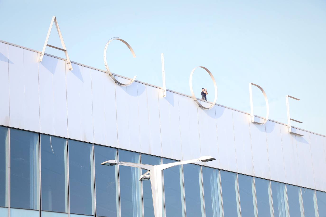 Agentes desplegados para controlar la seguridad en la cumbre de la ONU en Sevilla