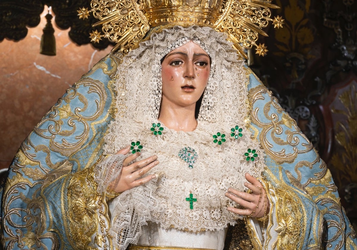 La Esperanza Macarena en su camarín
