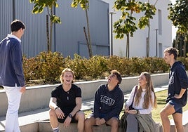 CEU en Andalucía supera el millón de euros en becas y ayudas al estudio